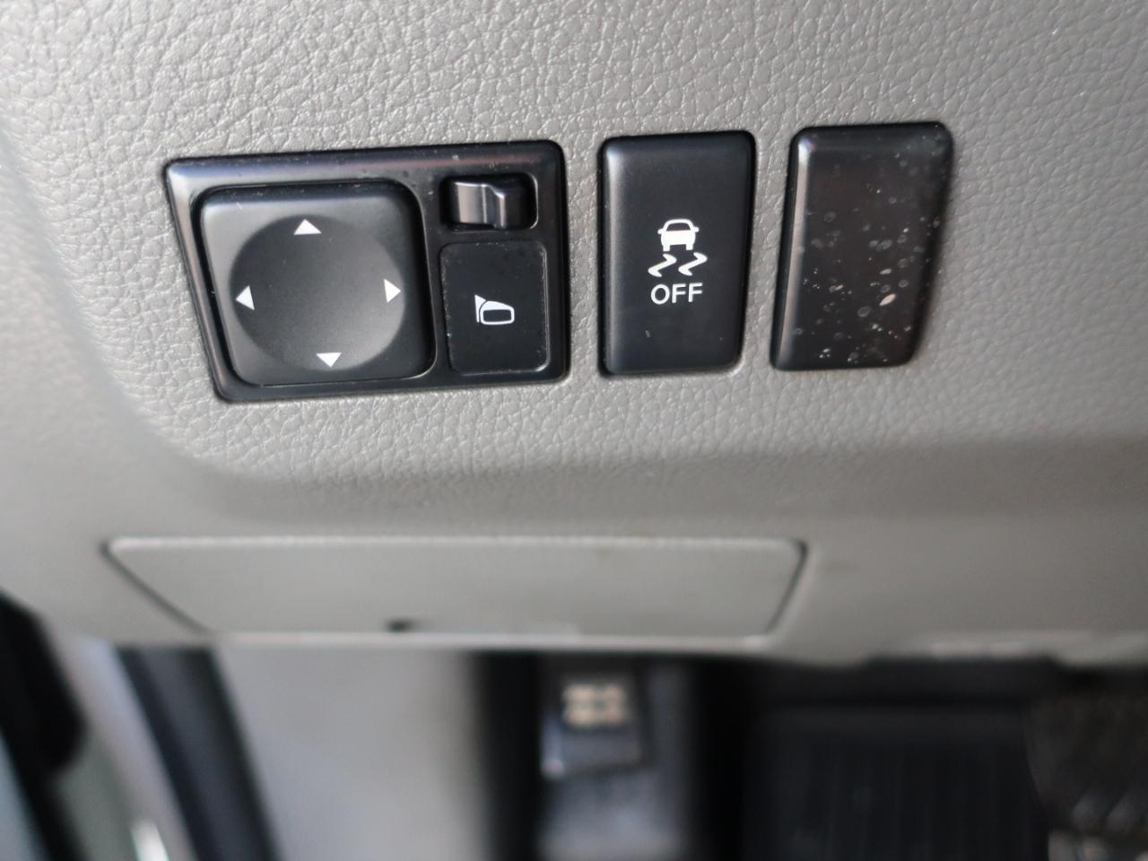 Nissan NV Cargo 1500 SV 2021