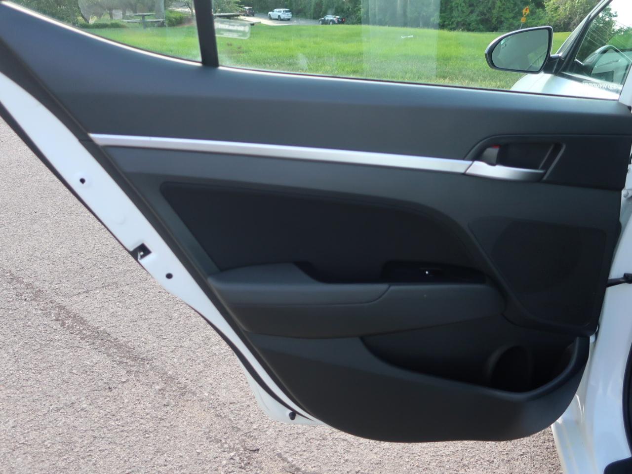 Hyundai Elantra SEL 2019