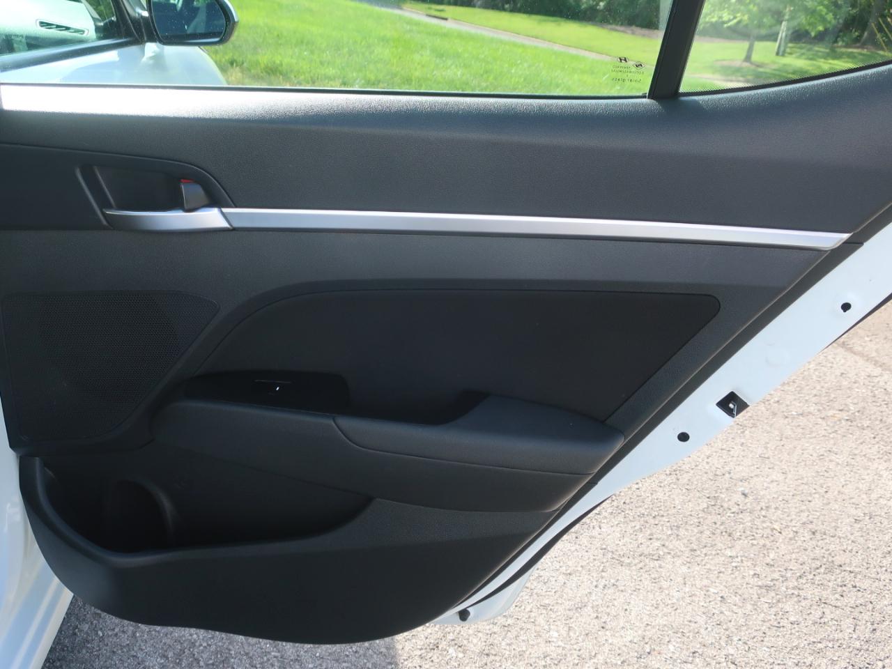 Hyundai Elantra SEL 2019