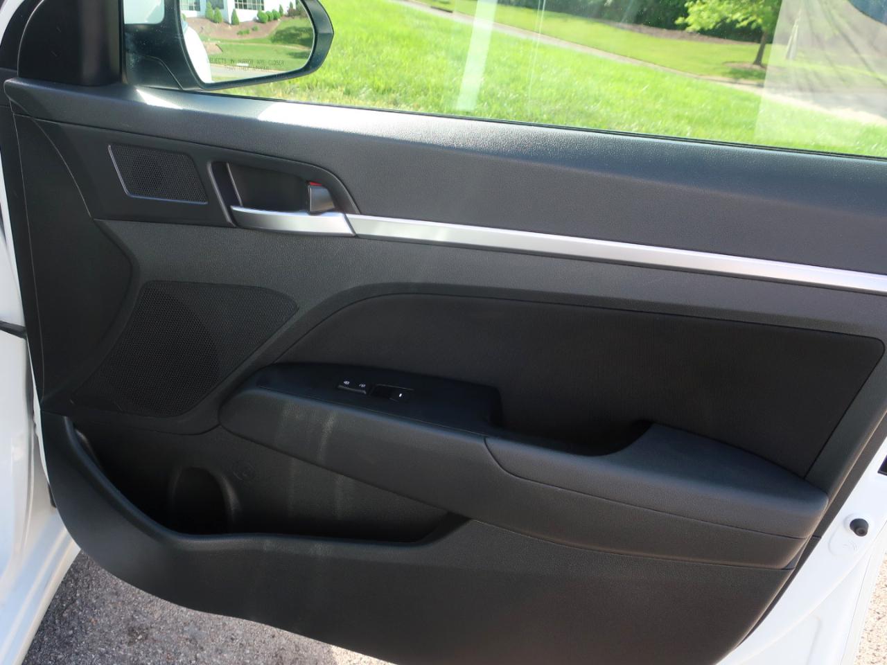 Hyundai Elantra SEL 2019