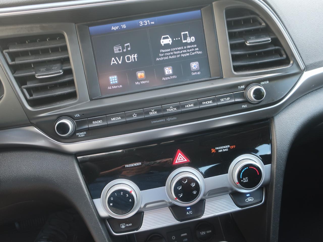 Hyundai Elantra SEL 2019