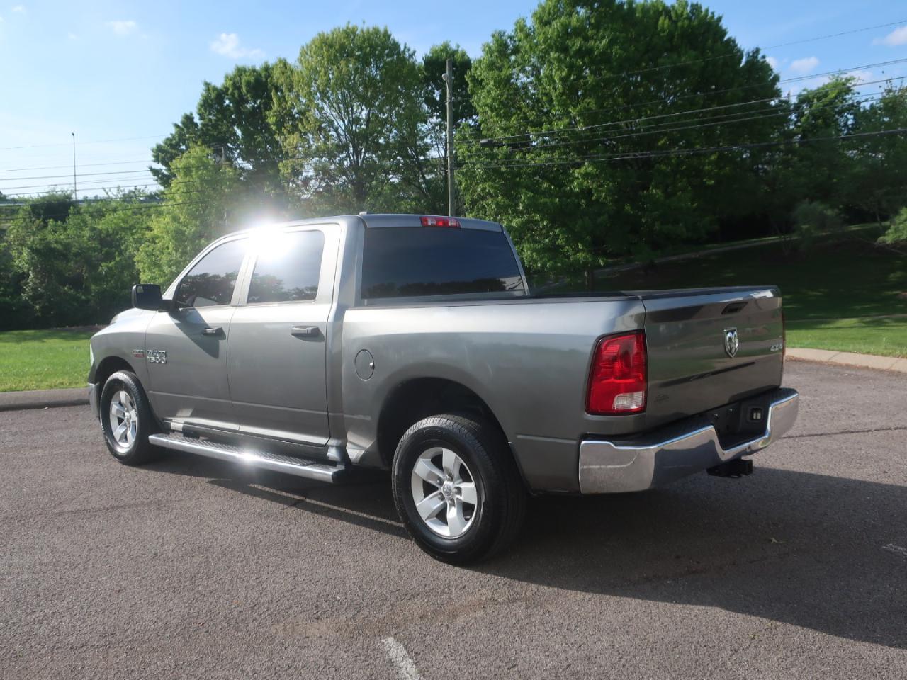 RAM 1500 Tradesman Crew Cab SWB 4WD 2013