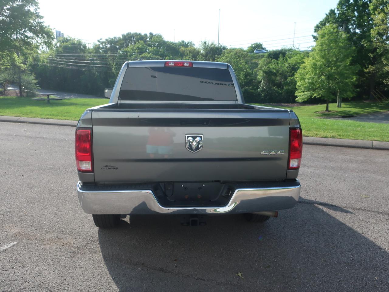 RAM 1500 Tradesman Crew Cab SWB 4WD 2013