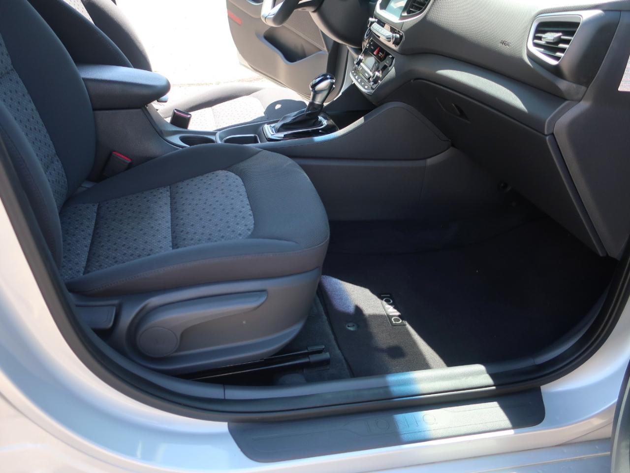 Hyundai Ioniq Hybrid Blue 2018