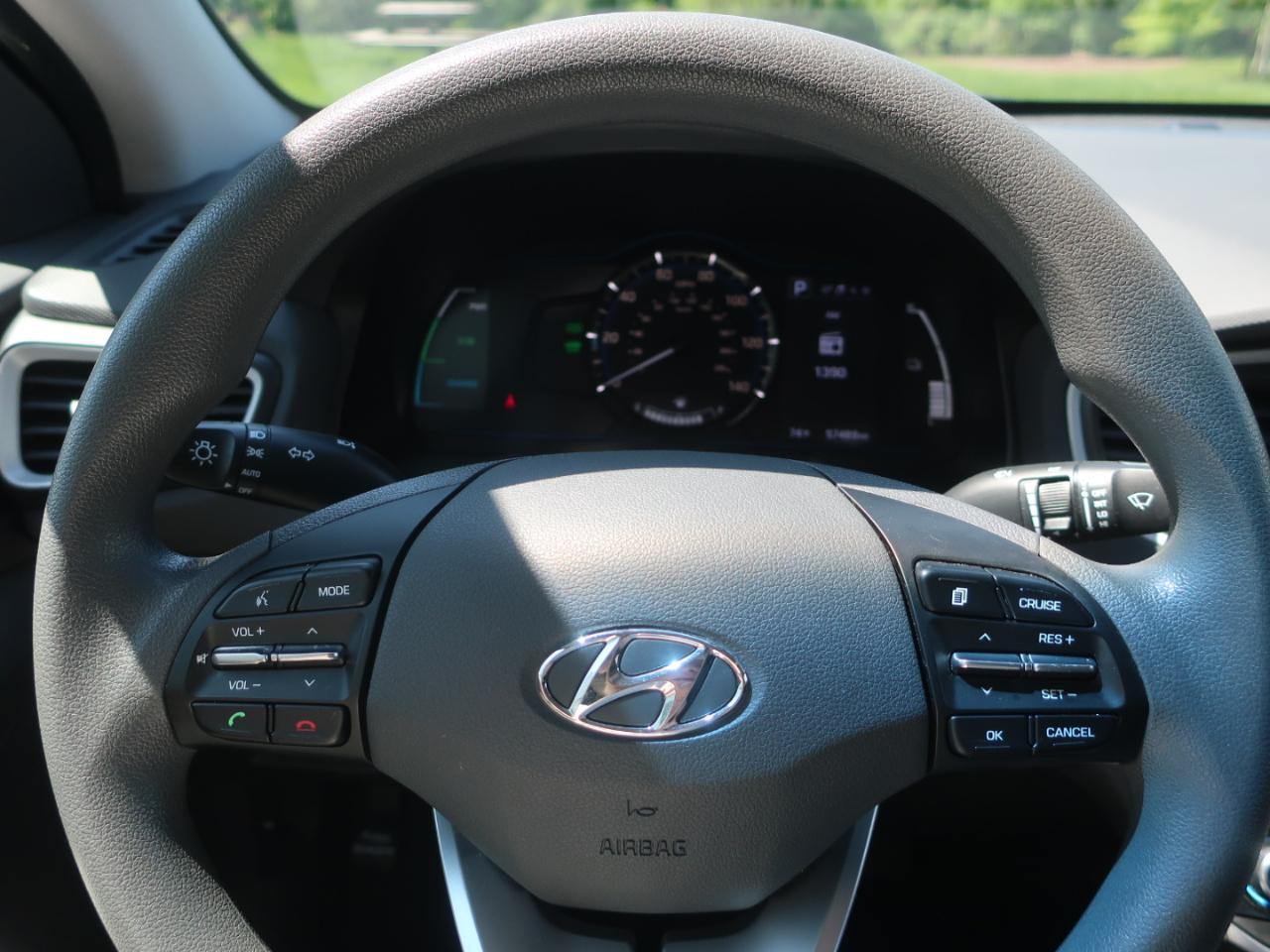 Hyundai Ioniq Hybrid Blue 2018