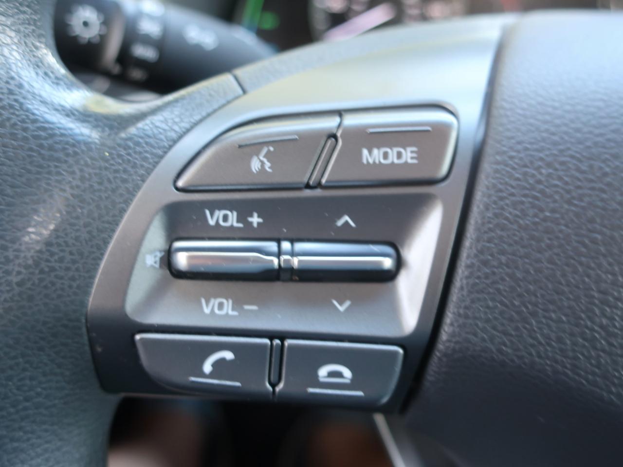 Hyundai Ioniq Hybrid Blue 2020