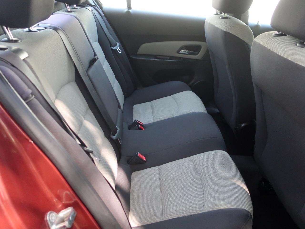 Chevrolet Cruze LS Auto 2013