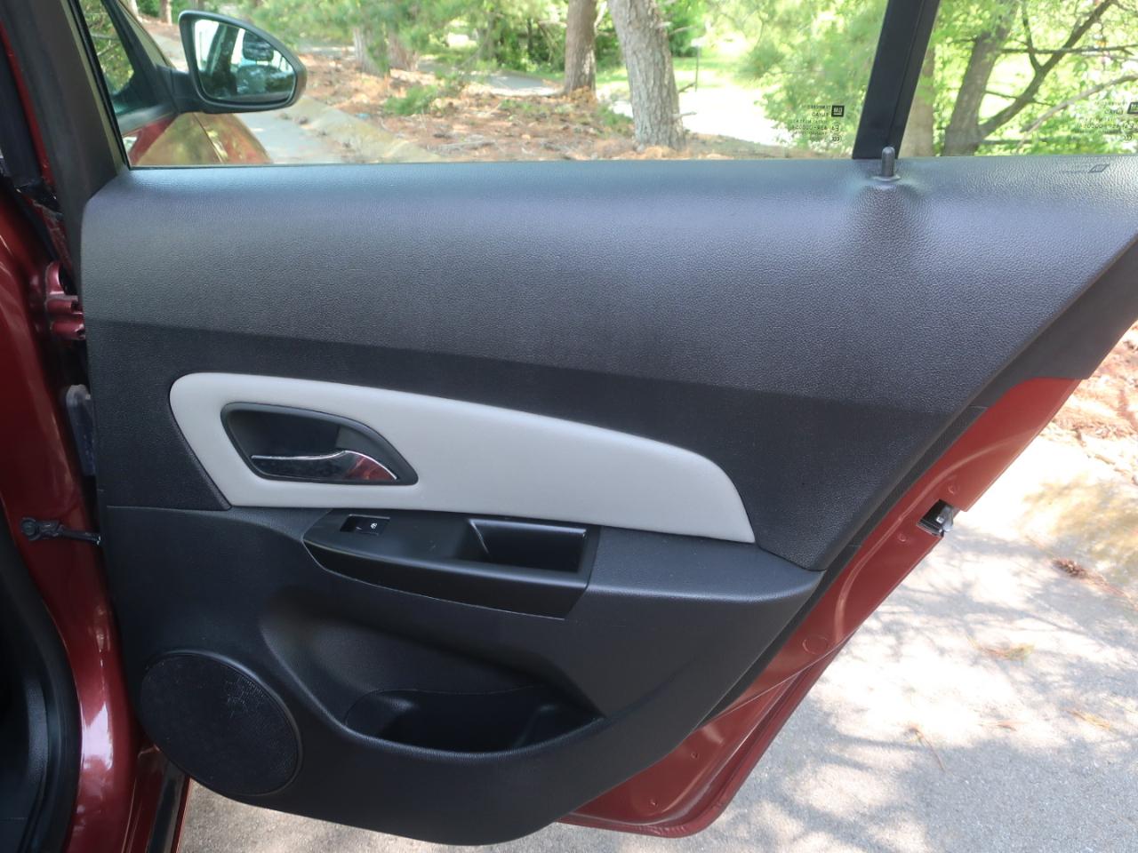 Chevrolet Cruze LS Auto 2013