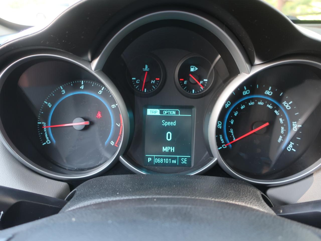 Chevrolet Cruze LS Auto 2013