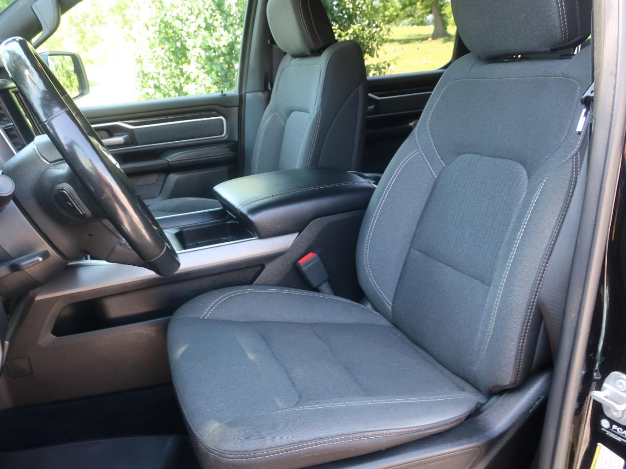 RAM 1500 Big Horn Crew Cab SWB 4WD 2021