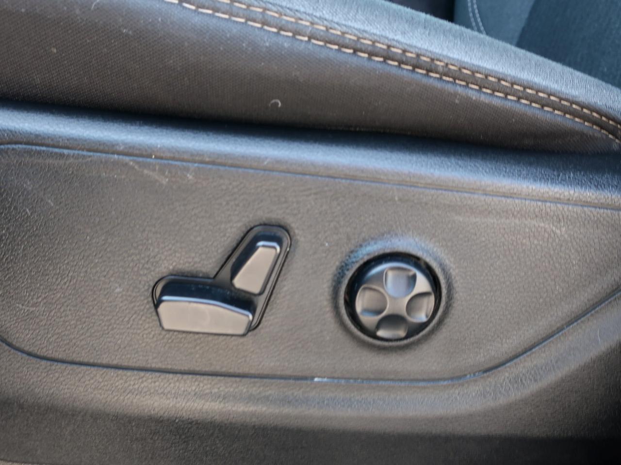 RAM 1500 Big Horn Crew Cab SWB 4WD 2021