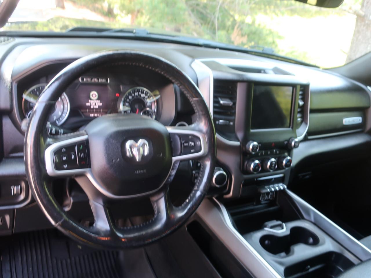 RAM 1500 Big Horn Crew Cab SWB 4WD 2021