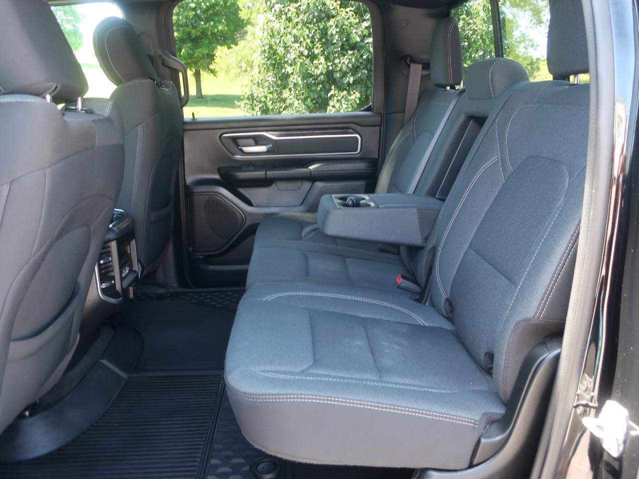 RAM 1500 Big Horn Crew Cab SWB 4WD 2021