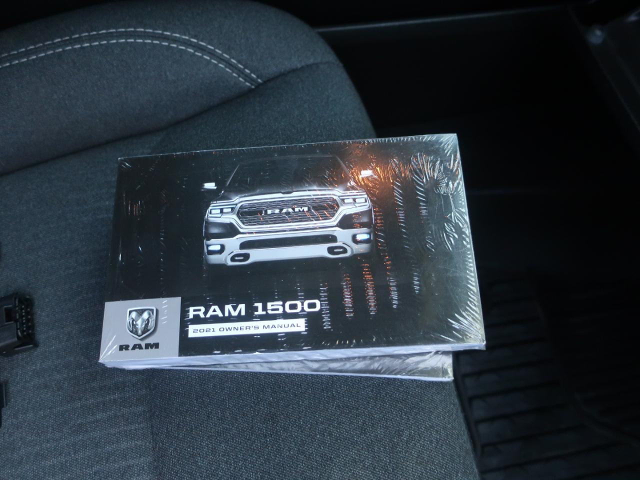 RAM 1500 Big Horn Crew Cab SWB 4WD 2021