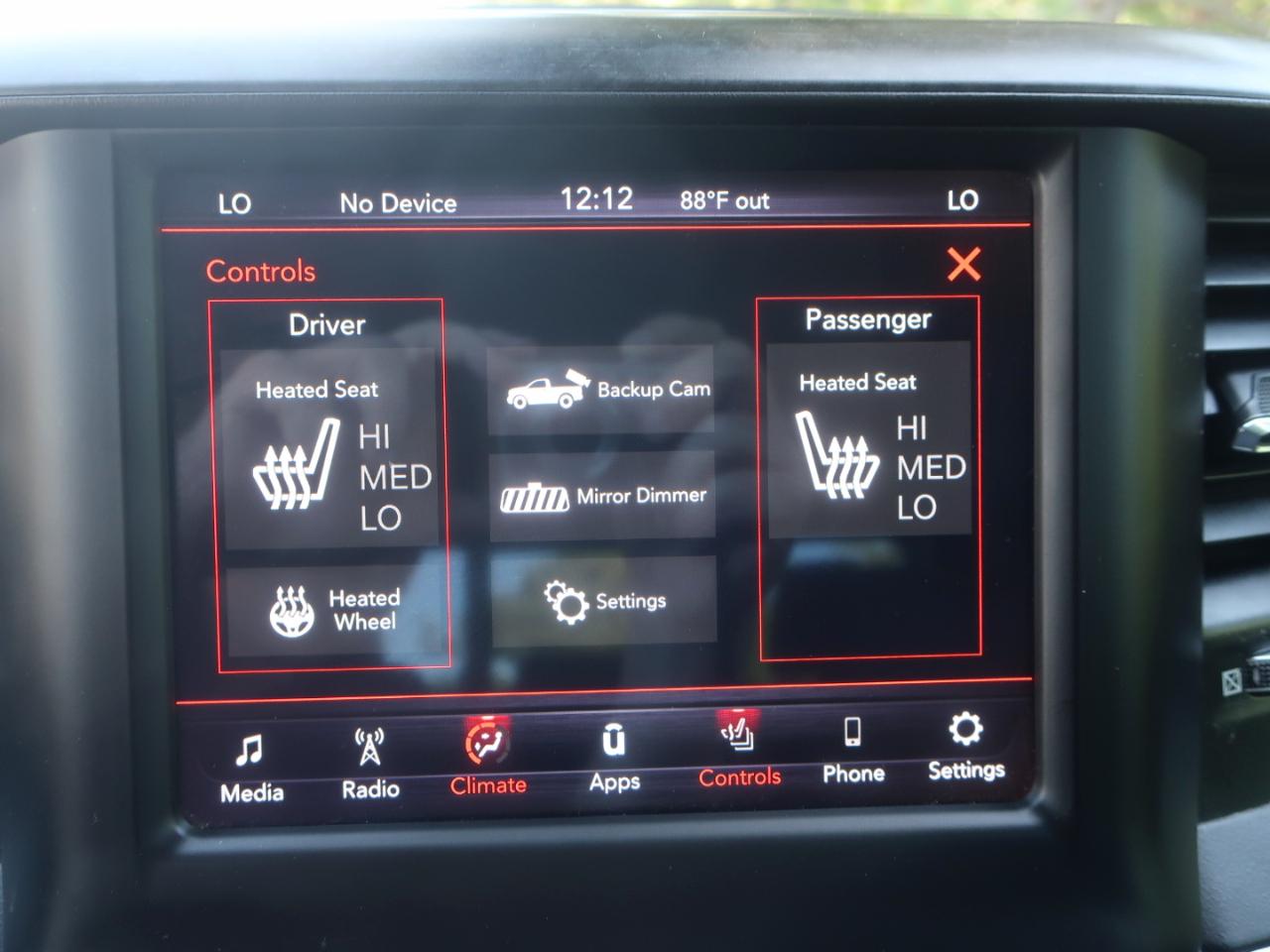 RAM 1500 Big Horn Crew Cab SWB 4WD 2021