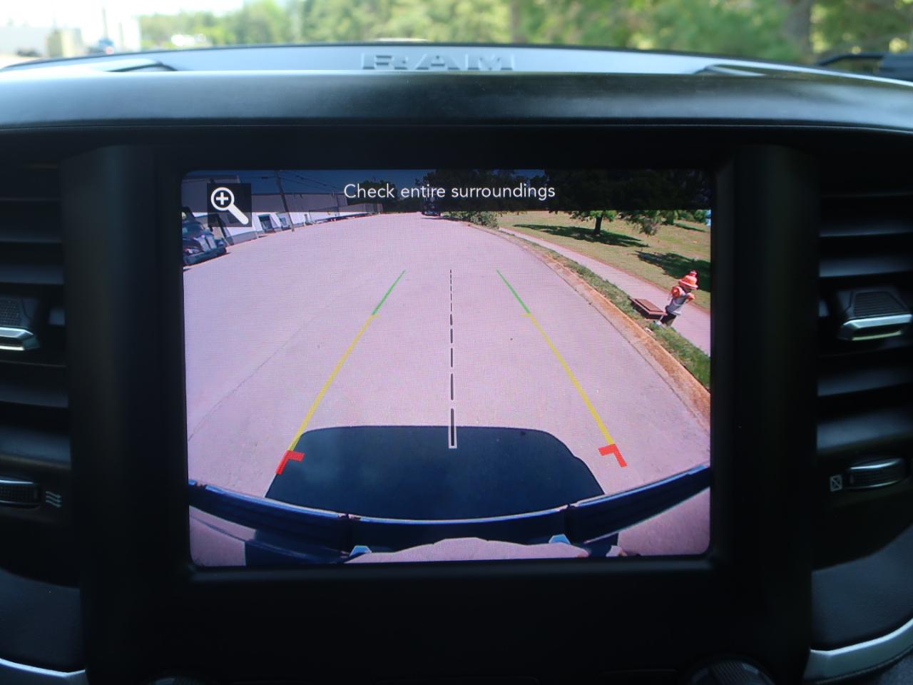 RAM 1500 Big Horn Crew Cab SWB 4WD 2021