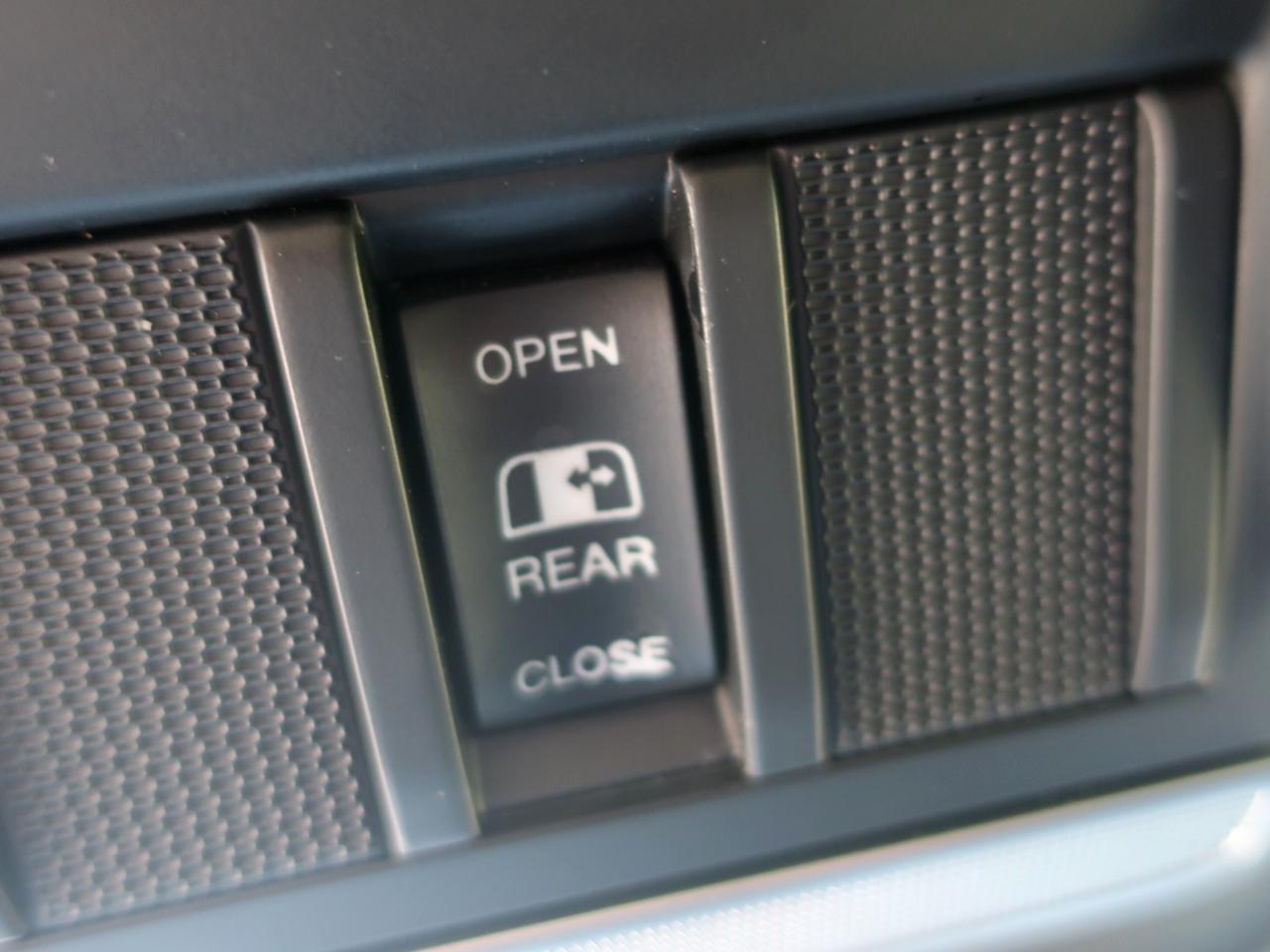 RAM 1500 Big Horn Crew Cab SWB 4WD 2021