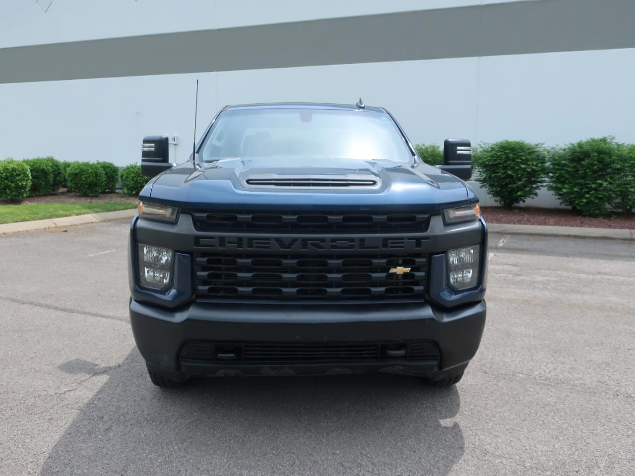 Chevrolet Silverado 2500HD Work Truck Crew Cab Long Box 4WD 2023