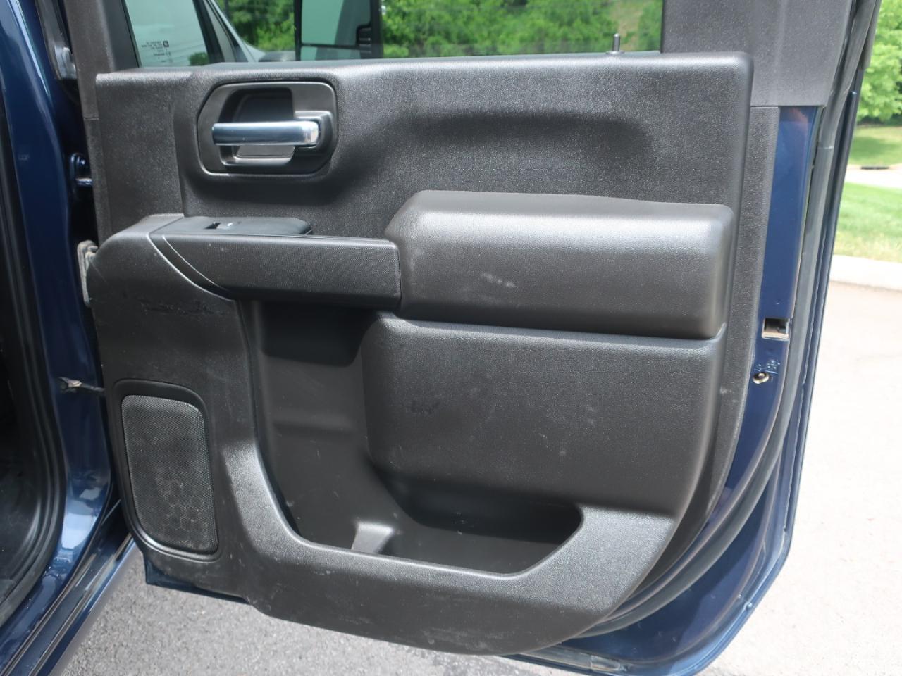 Chevrolet Silverado 2500HD Work Truck Crew Cab Long Box 4WD 2023