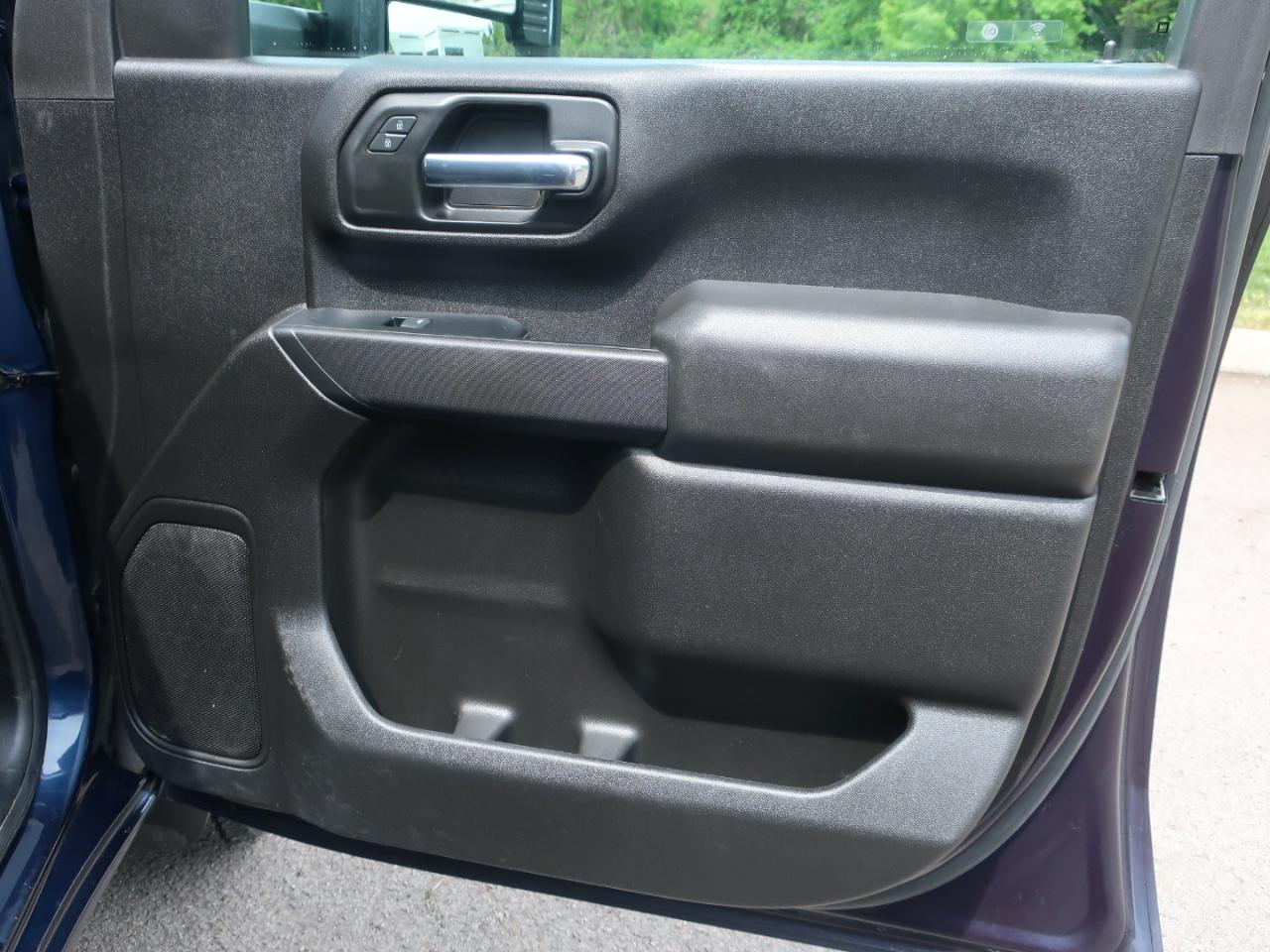 Chevrolet Silverado 2500HD Work Truck Crew Cab Long Box 4WD 2023