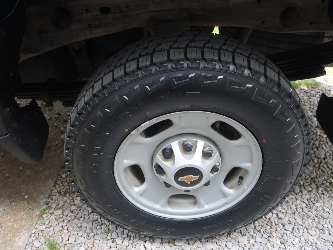 Chevrolet Silverado 2500HD Work Truck Crew Cab Long Box 4WD 2023