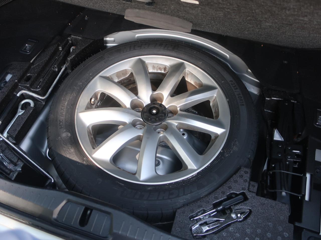 Lexus LS 460 Luxury Sedan 2008