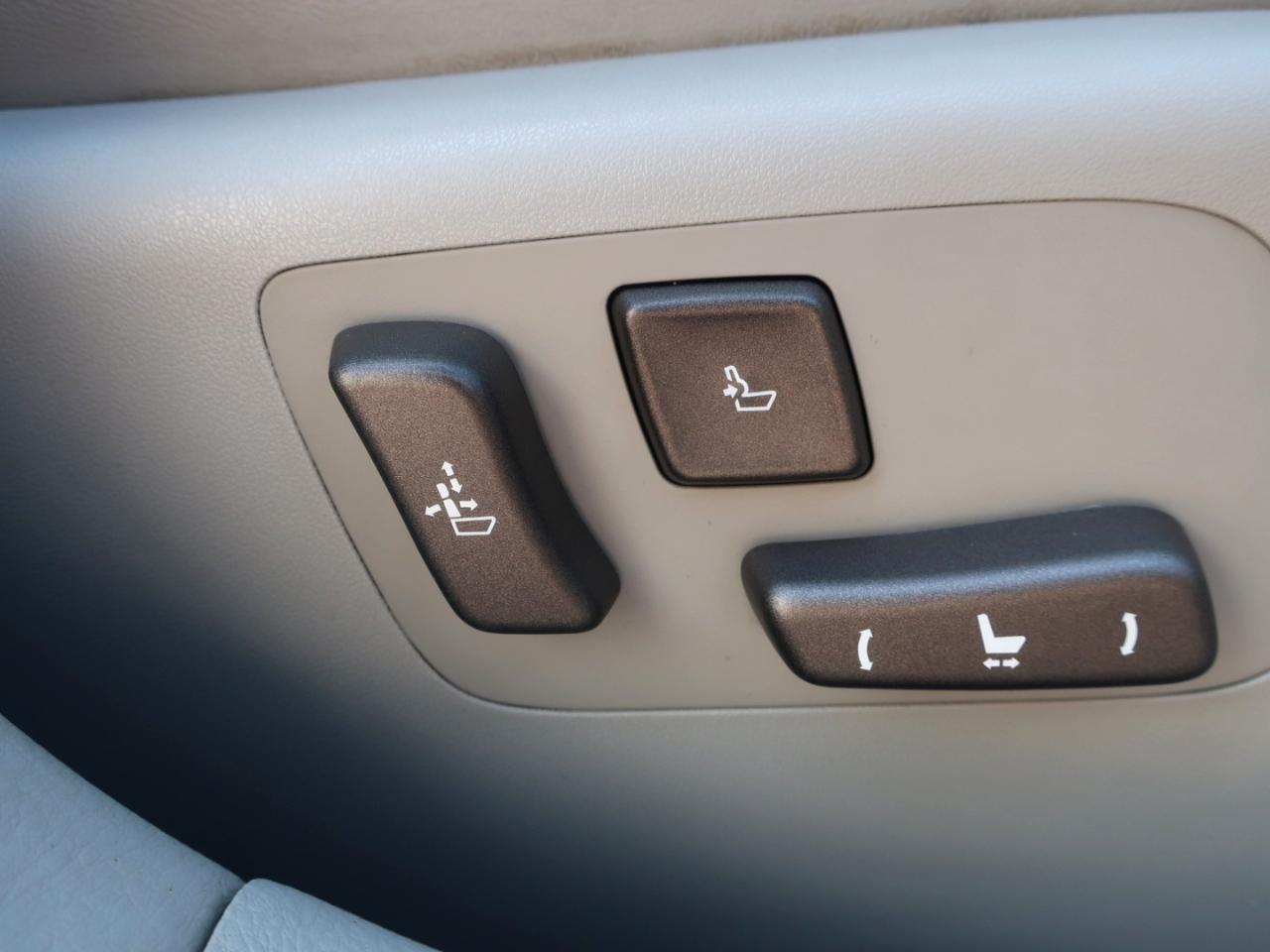 Lexus LS 460 Luxury Sedan 2008