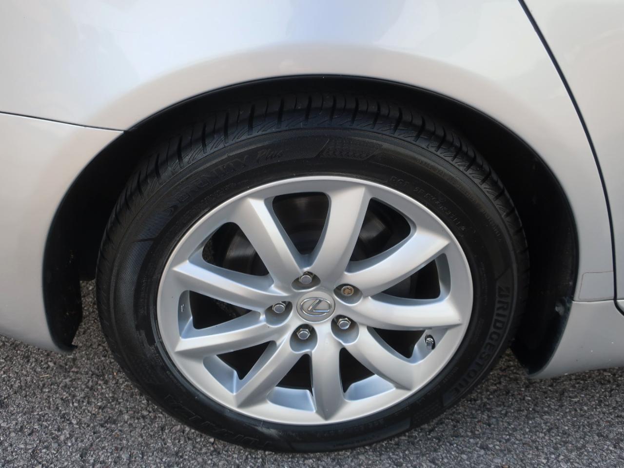 Lexus LS 460 Luxury Sedan 2008