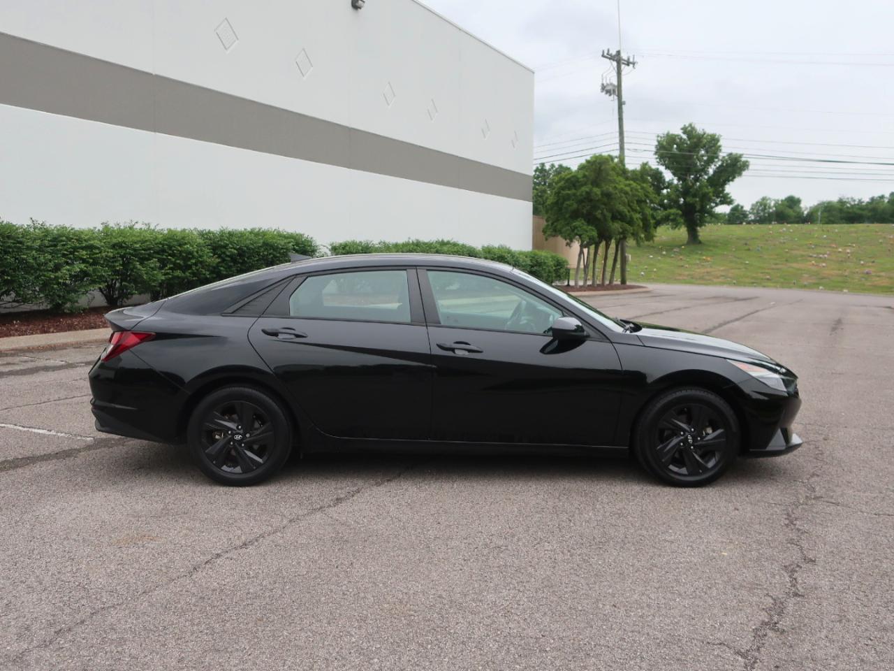 Hyundai Elantra SEL 2021
