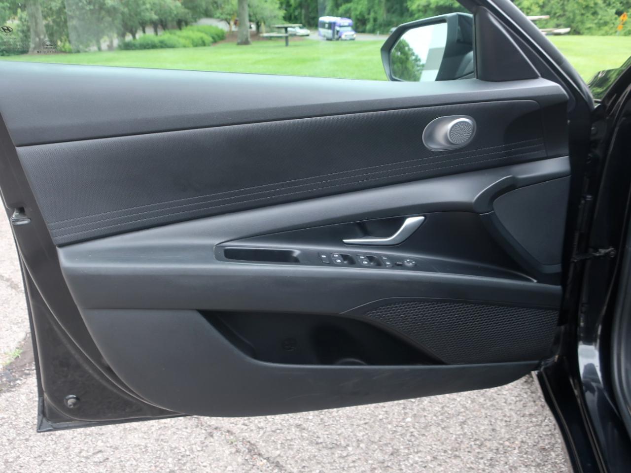 Hyundai Elantra SEL 2021