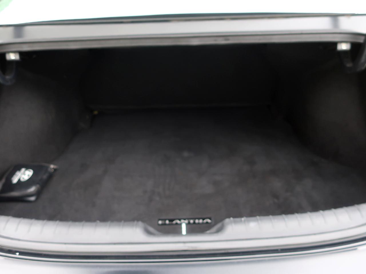 Hyundai Elantra SEL 2021