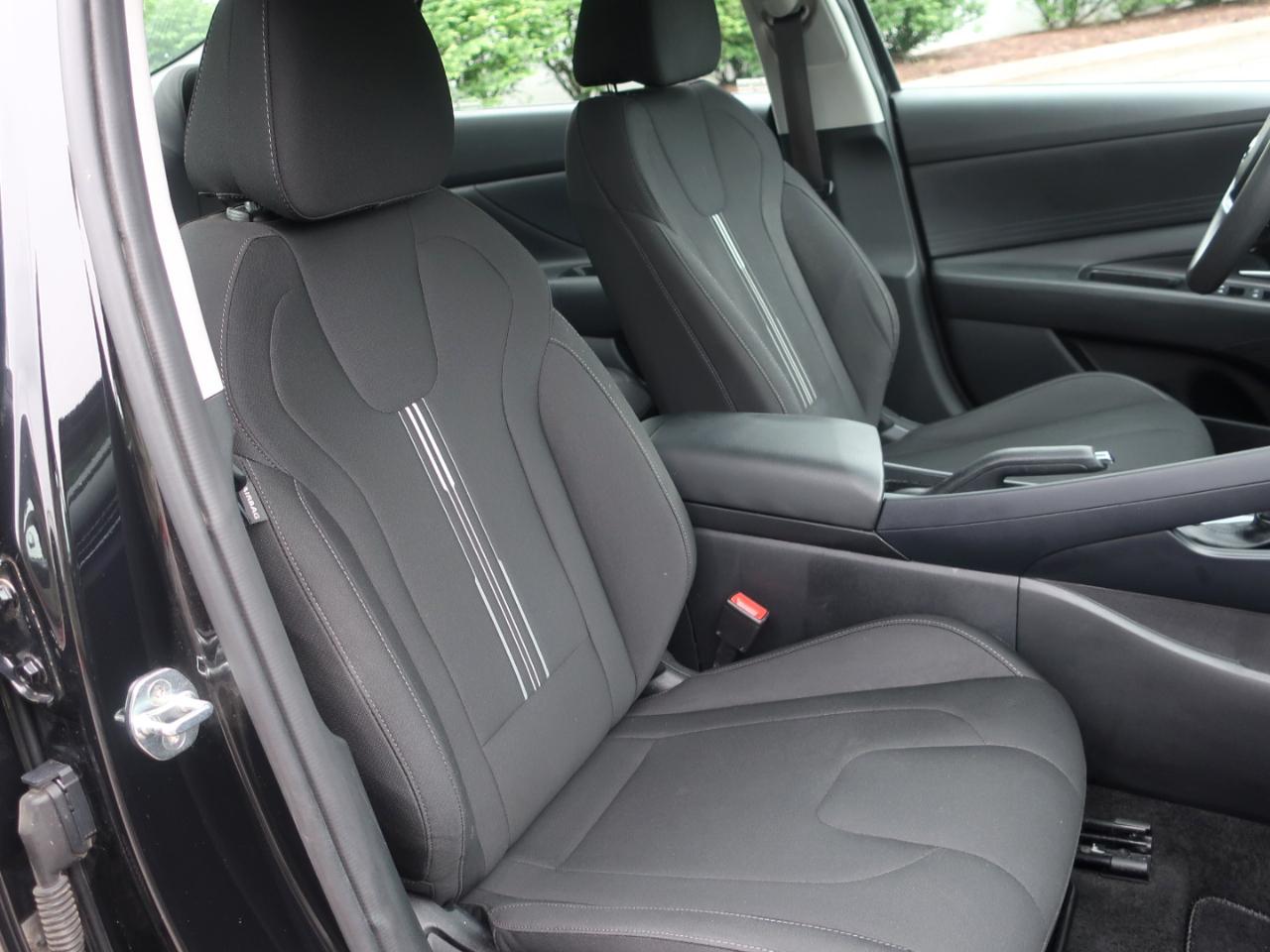 Hyundai Elantra SEL 2021