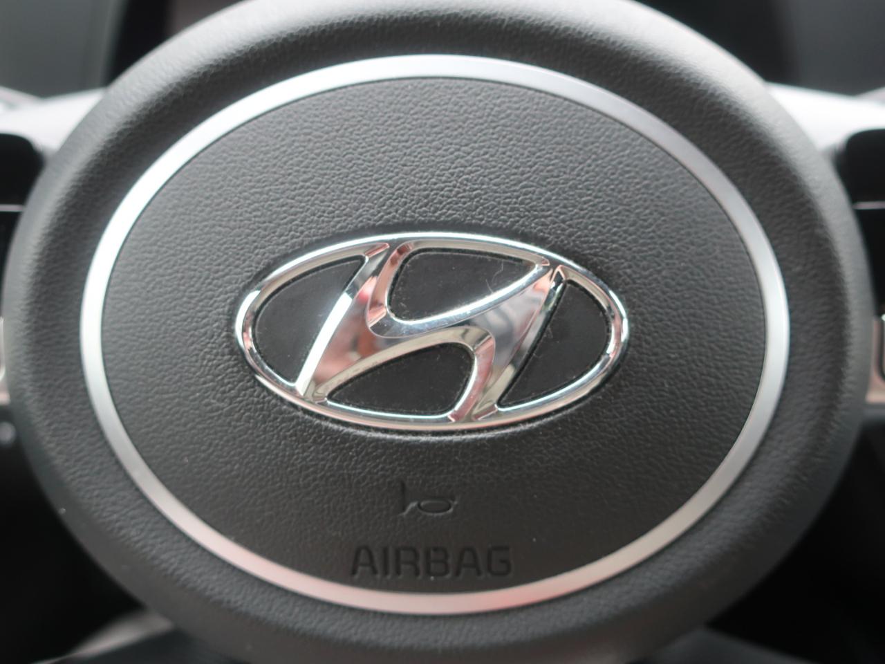 Hyundai Elantra SEL 2021