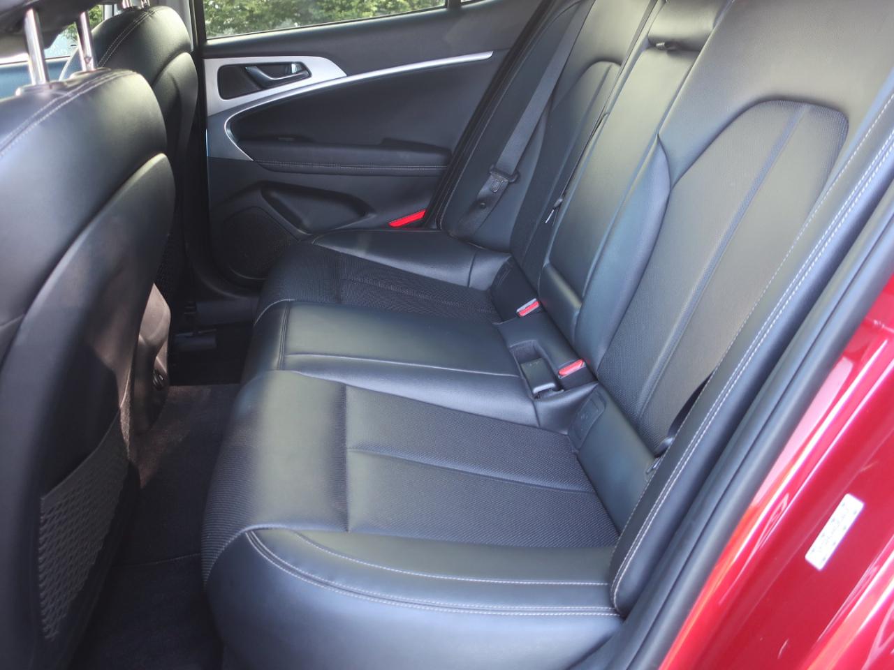 Genesis G70 2.0T Sport 6M 2019
