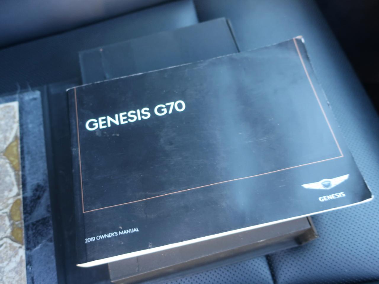 Genesis G70 2.0T Sport 6M 2019
