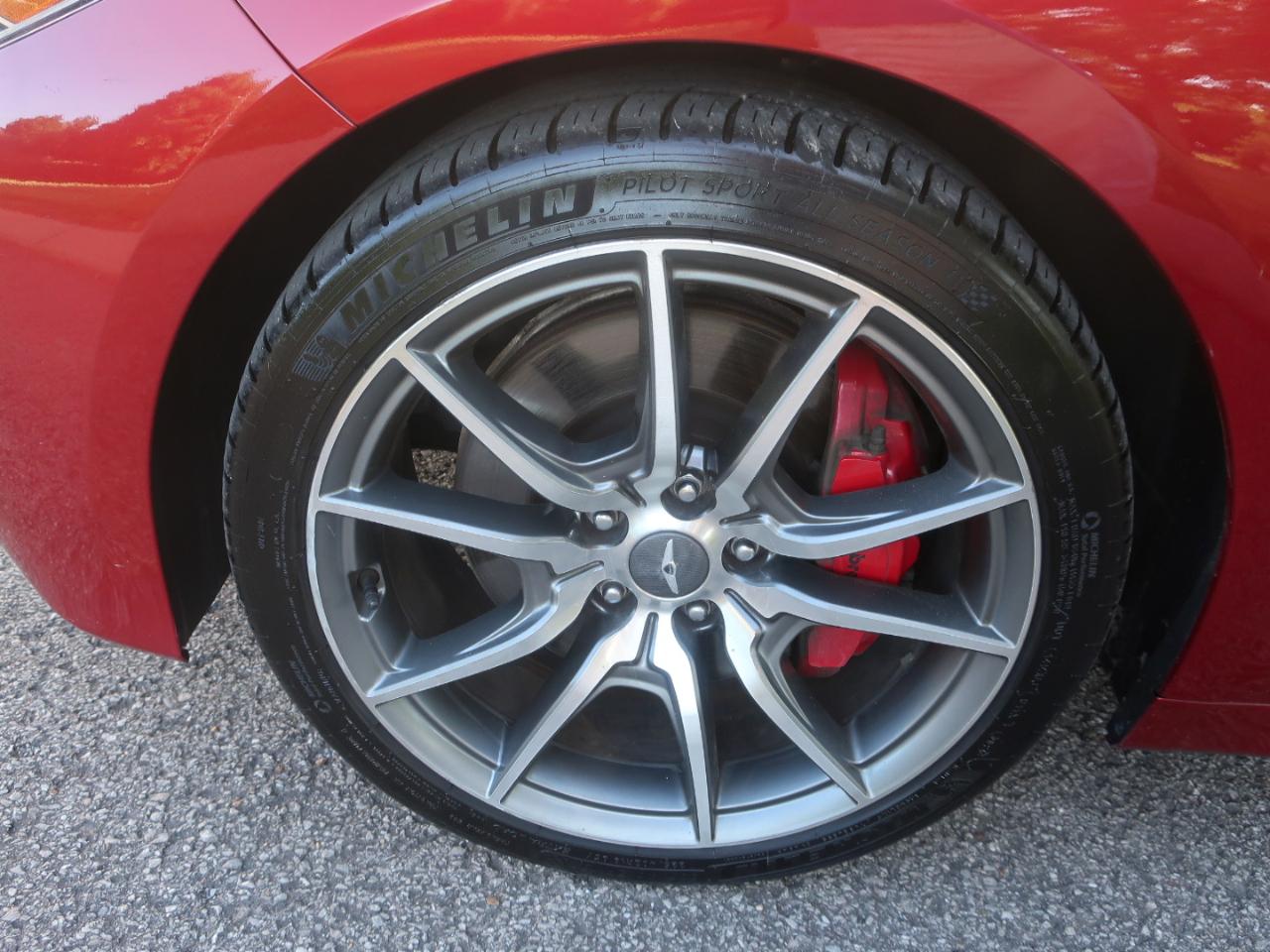 Genesis G70 2.0T Sport 6M 2019