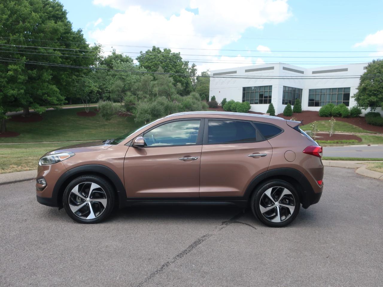 Hyundai Tucson Limited 4D SUV FWD 2016