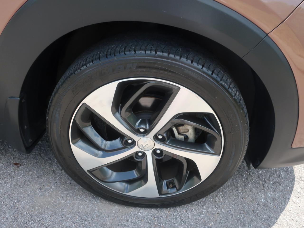 Hyundai Tucson Limited 4D SUV FWD 2016