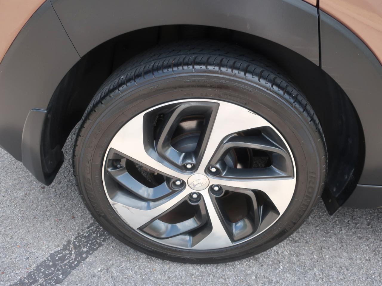 Hyundai Tucson Limited 4D SUV FWD 2016
