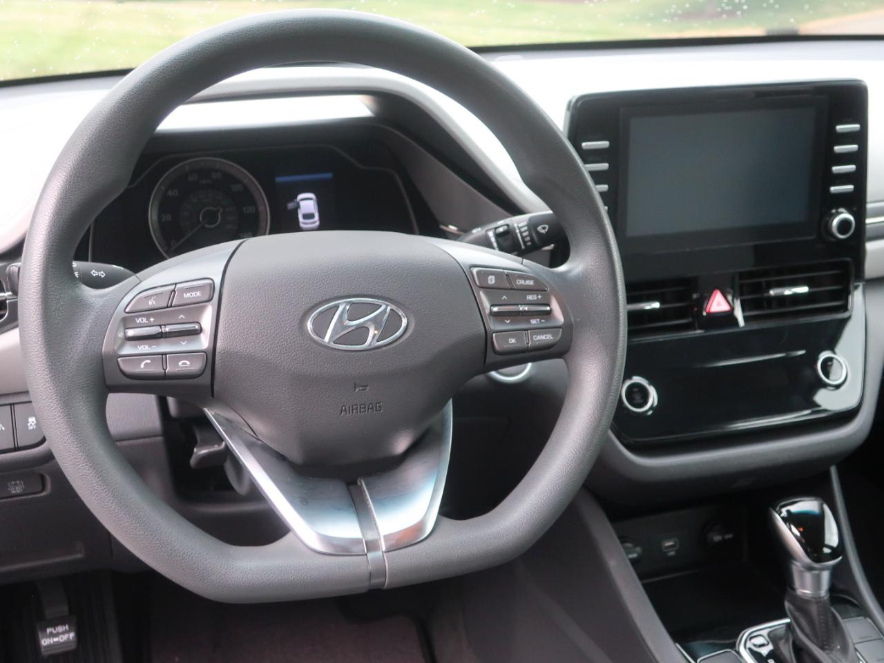 Hyundai Ioniq Hybrid Blue 2020