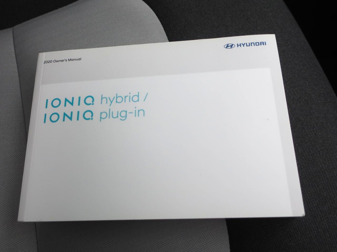 Hyundai Ioniq Hybrid Blue 2020