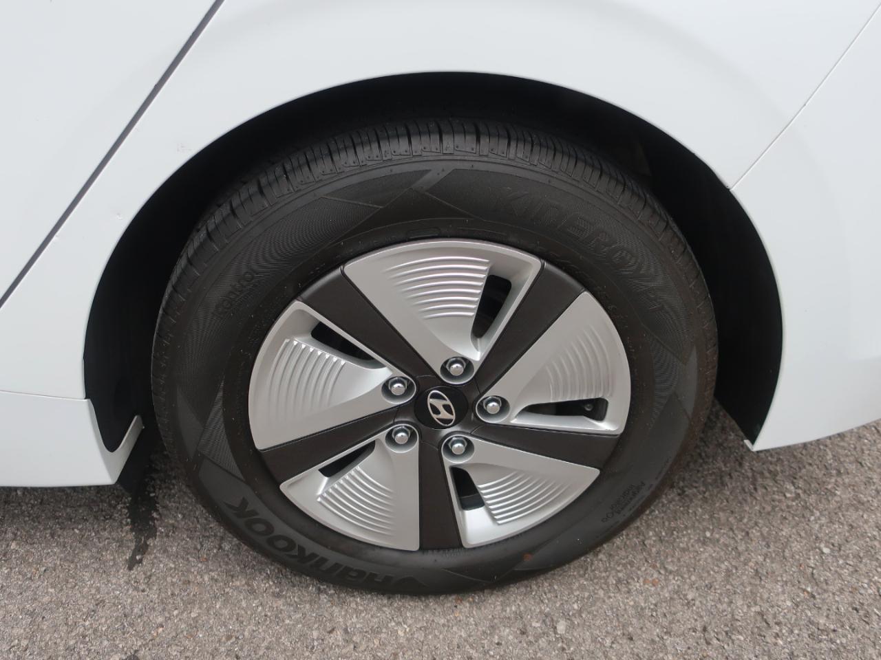 Hyundai Ioniq Hybrid Blue 2020