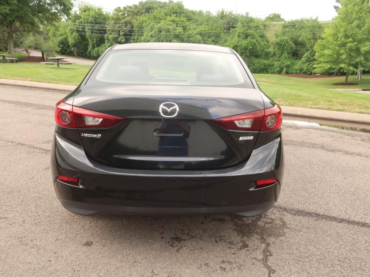 Mazda MAZDA3 i Sport AT 4-Door 2016