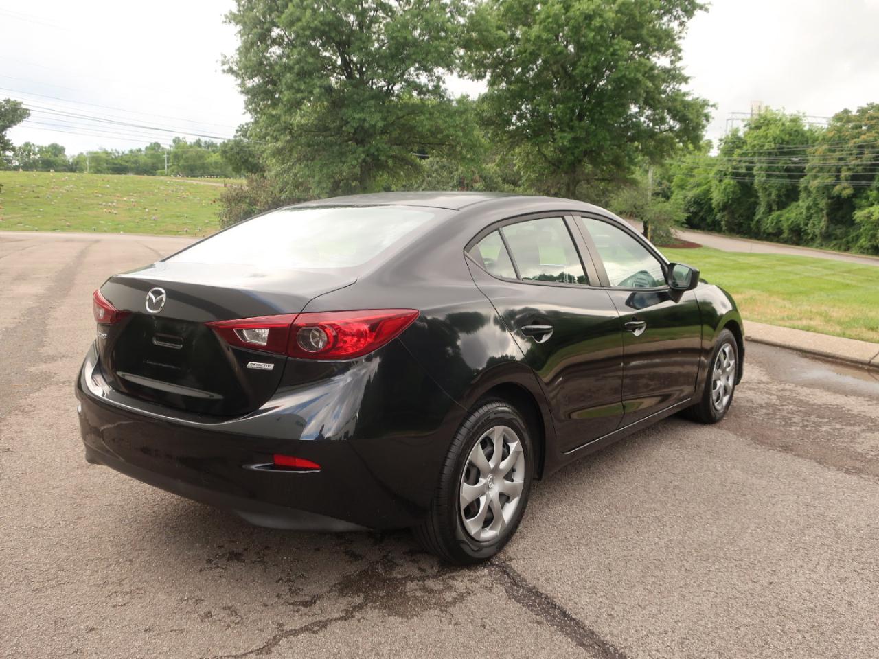 Mazda MAZDA3 i Sport AT 4-Door 2016