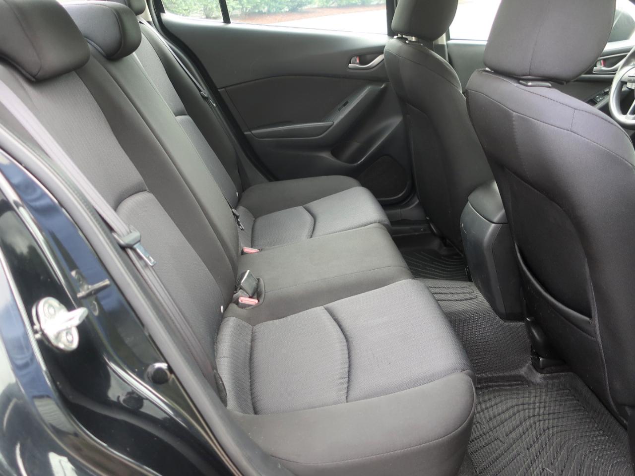 Mazda MAZDA3 i Sport AT 4-Door 2016