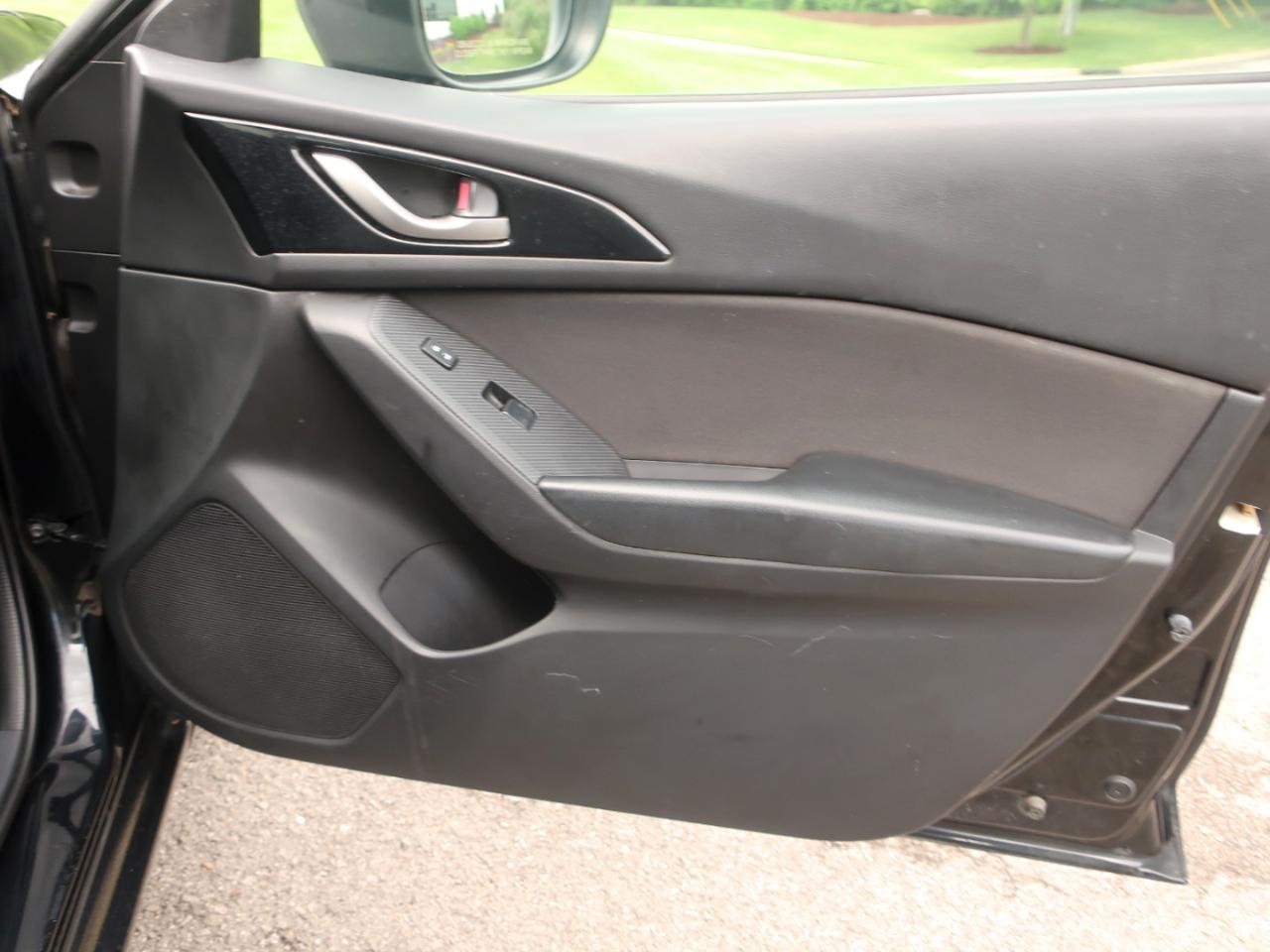 Mazda MAZDA3 i Sport AT 4-Door 2016