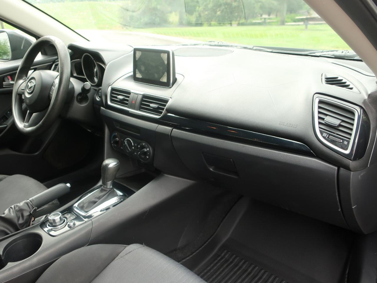 Mazda MAZDA3 i Sport AT 4-Door 2016
