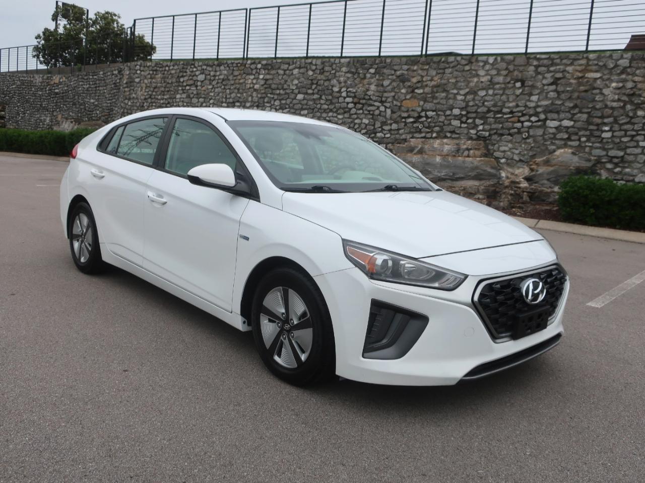 Hyundai Ioniq Hybrid Blue 2020