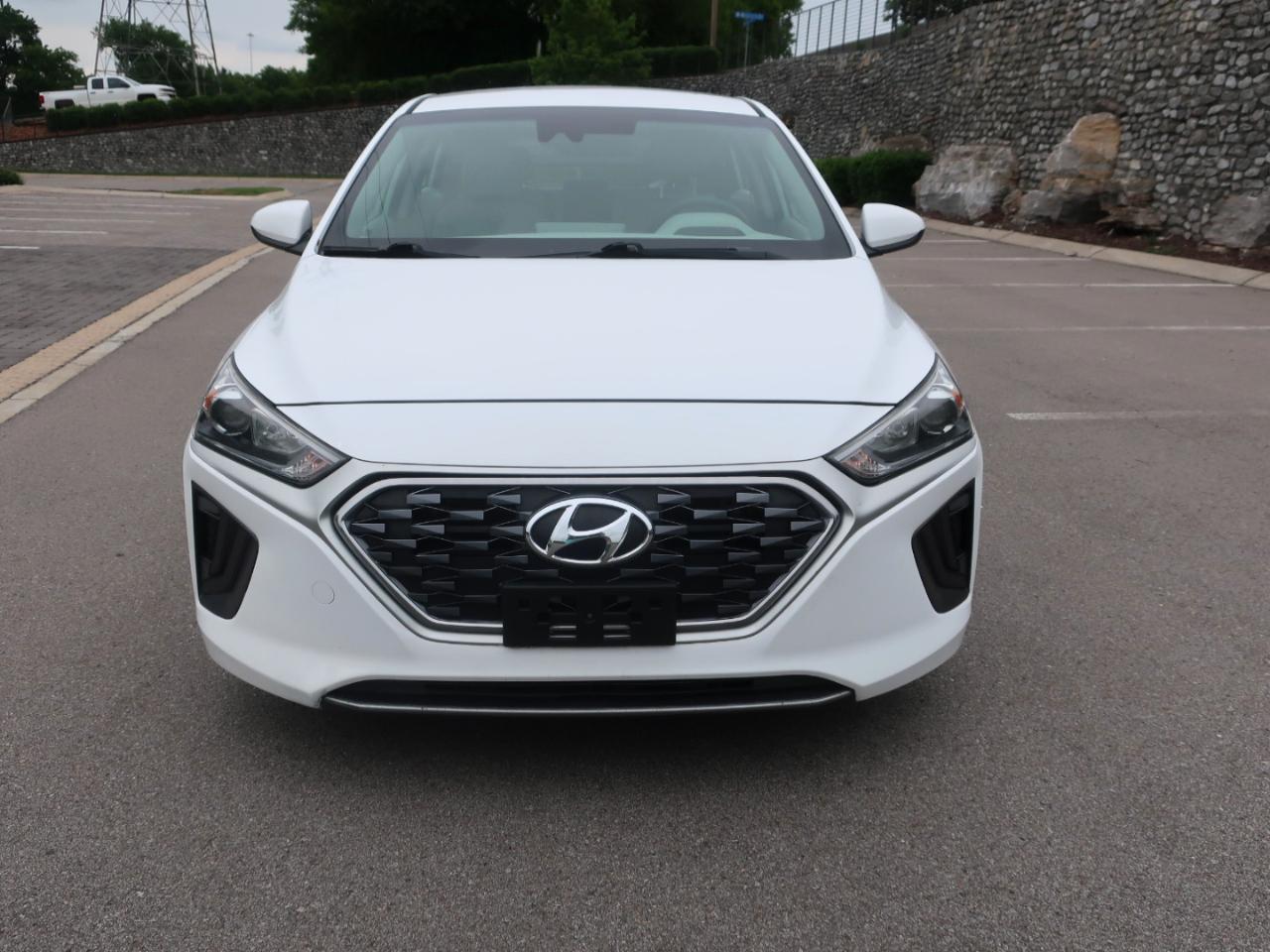 Hyundai Ioniq Hybrid Blue 2020