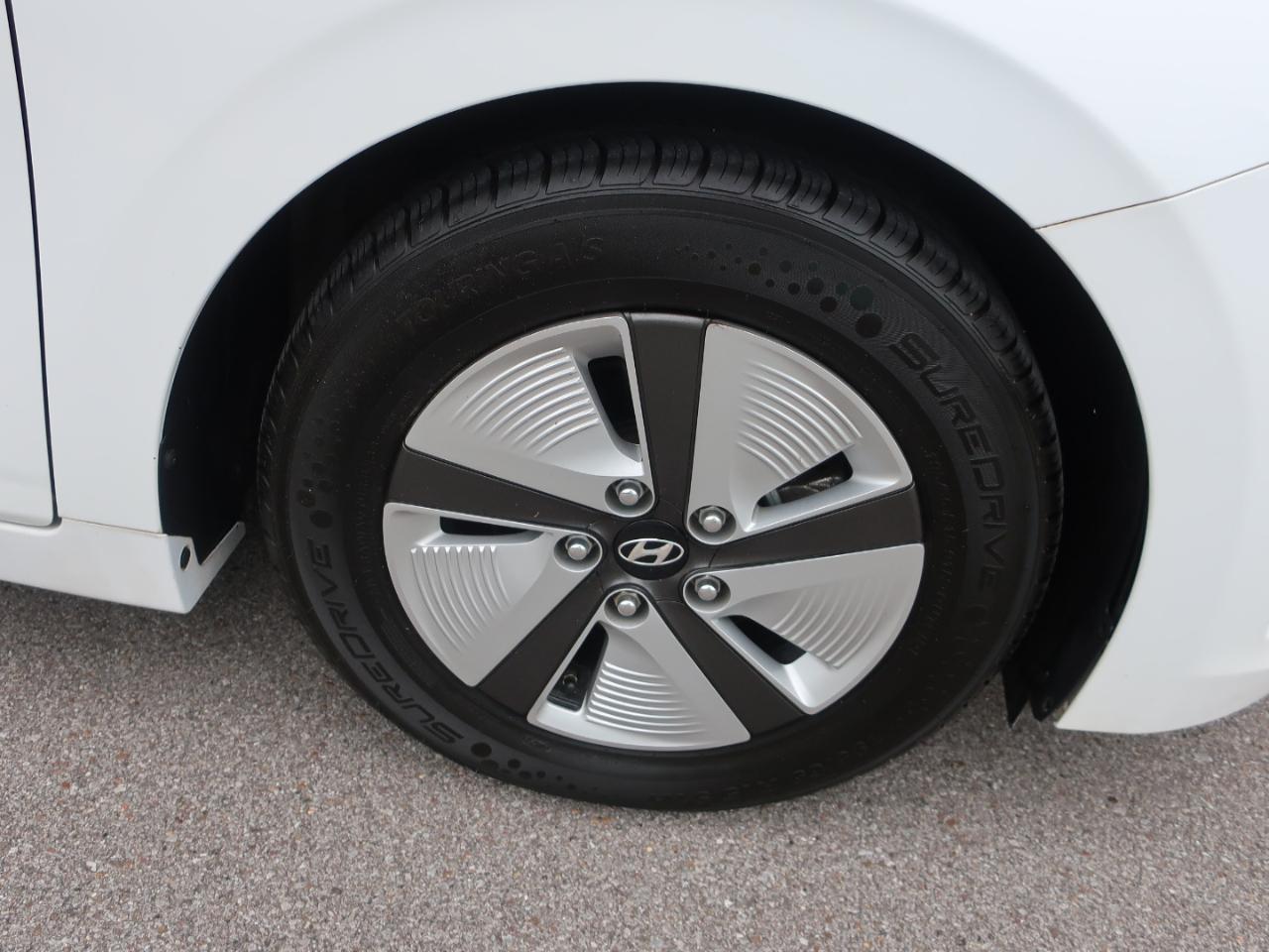 Hyundai Ioniq Hybrid Blue 2020